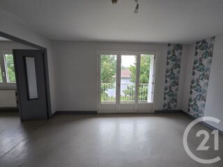 location Appartement - 3 pièce(s) - 74 m² Lannemezan (65300)