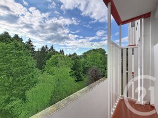  Appartement à louer 3 pièces 55 m²