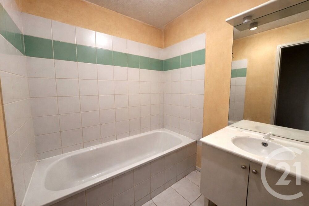 À Lavelanet, profitez de cet appartement de 46m² habitab....