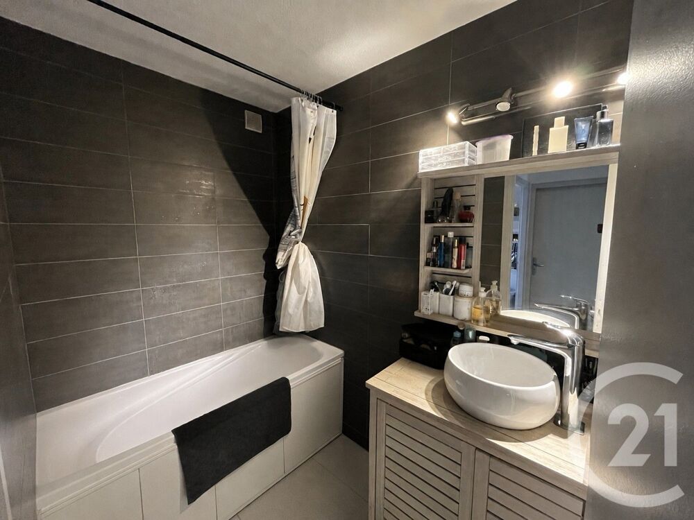 Au c½ur de Lannemezan, cet appartement T2 loué 554 Euro....