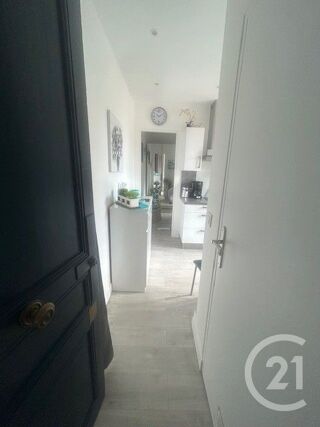  Appartement à louer 1 pièce 23 m²