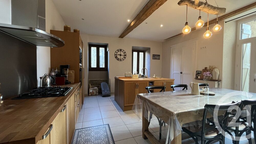location Appartement - 5 pièce(s) - 149 m² Rumilly (74150)