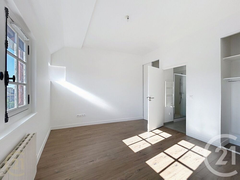 location Appartement - 4 pièce(s) - 86 m² Moret-sur-Loing (77250)