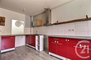  Appartement à louer 4 pièces 71 m²
