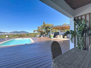  Maison à vendre 5 pièces 211 m²