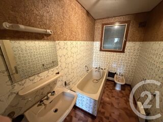  Maison à vendre 15 + pièces 550 m²