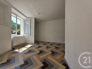  Appartement à louer 1 pièce 25 m²