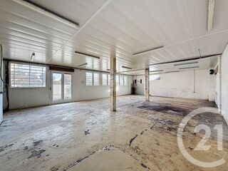  Parking / Garage à vendre 190 m² Vieux charmont