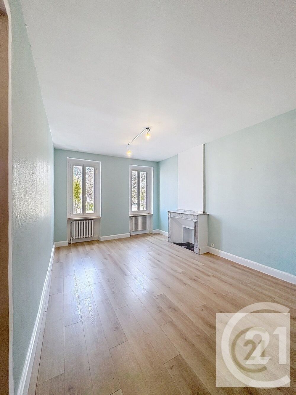 location Maison - 6 pièce(s) - 209 m² Villefranche-de-Lauragais (31290)