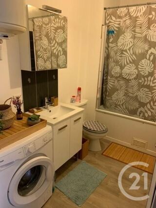  Appartement à louer 1 pièce 32 m²