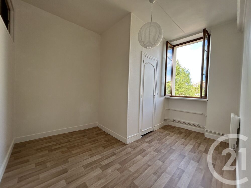 location Appartement - 2 pièce(s) - 39 m² Fontainebleau (77300)