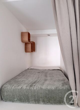  Appartement à louer 1 pièce 26 m²