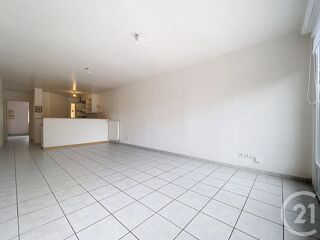  Appartement à louer 3 pièces 72 m²