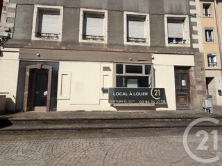  Appartement à louer 5 pièces 84 m²