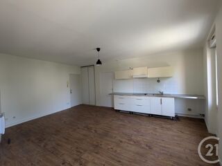  Appartement � louer 2 pi�ces 45 m�