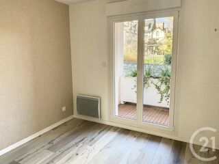  Appartement à louer 3 pièces 66 m²