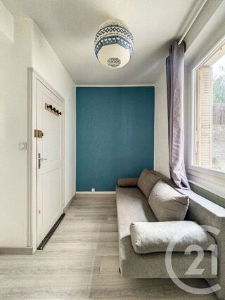  Appartement à louer 2 pièces 28 m²