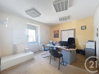  Appartement � louer 4 pi�ces 106 m�