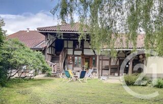  Maison  vendre 8 pices 460 m