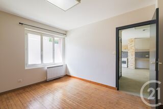  Appartement à louer 2 pièces 37 m²