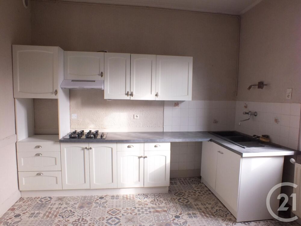 location Maison - 6 pièce(s) - 152 m² Lannemezan (65300)