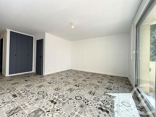  Appartement à louer 1 pièce 33 m²