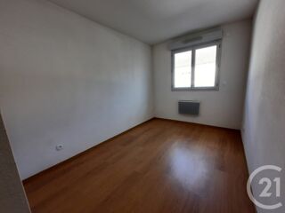  Appartement à louer 3 pièces 65 m²