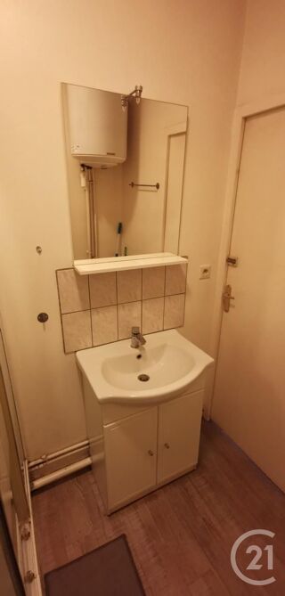  Appartement à louer 1 pièce 21 m²