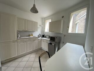 location Maison - 4 pièce(s) - 100 m² Saint-Quentin (02100)