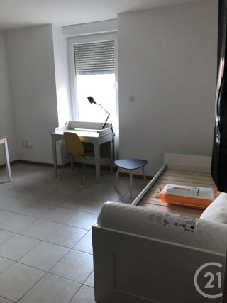 Appartement à louer 1 pièce 17 m²