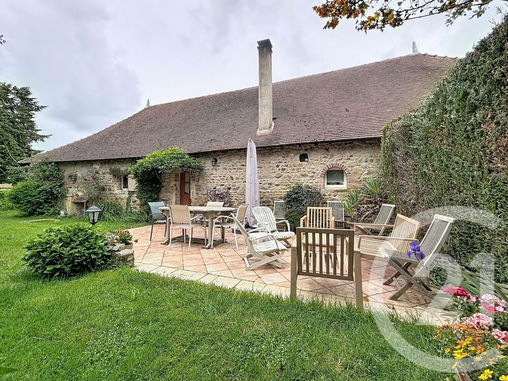 LE THEIL - COUP DE COEUR - Maison en pierre composée, au....