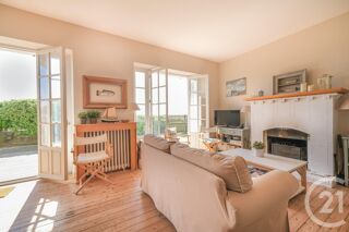  Maison � vendre 6 pi�ces 241 m�