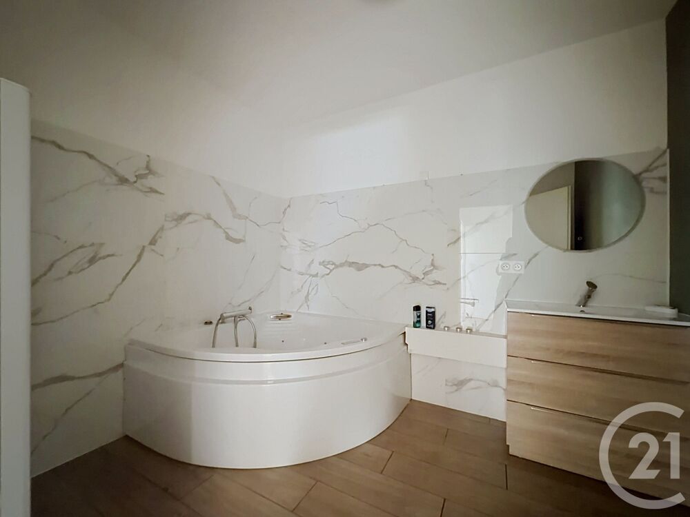 location Appartement - 2 pièce(s) - 58 m² Audincourt (25400)