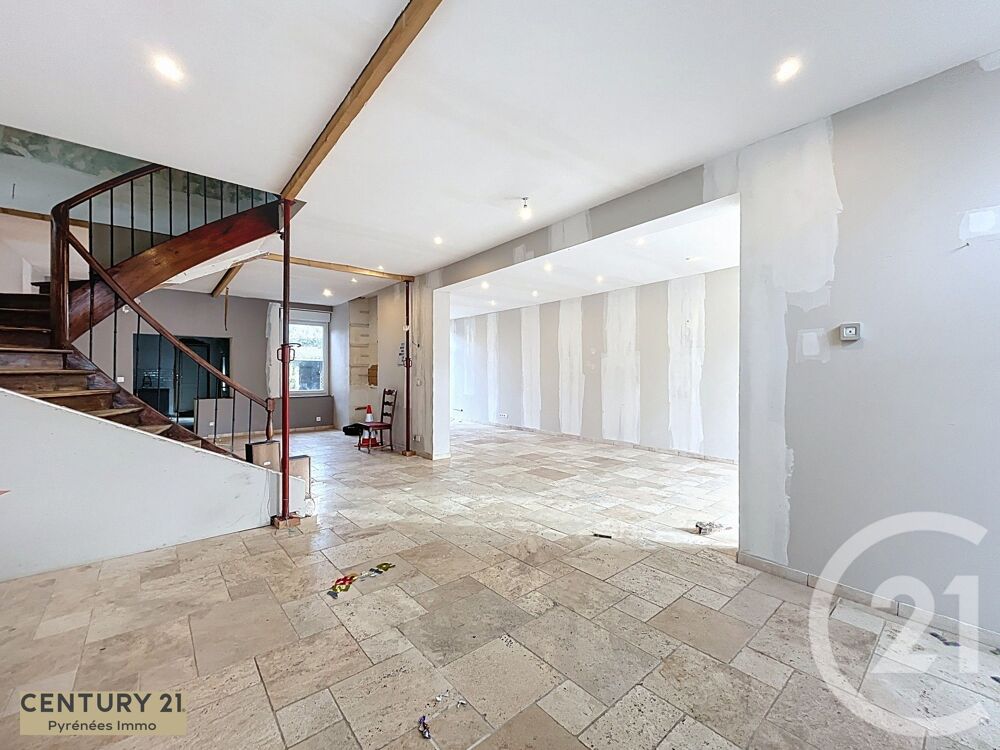 vente Maison - 7 pièce(s) - 243 m² Saint-Gaudens (31800)