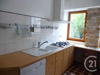  Maison à louer 8 pièces 162 m²