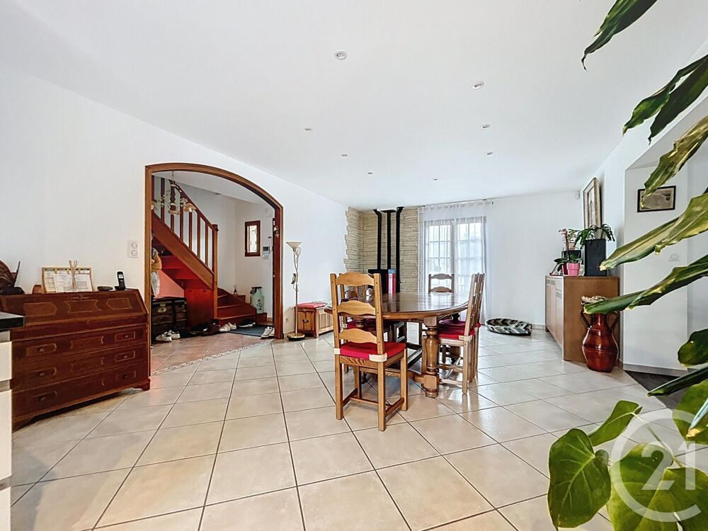 vente Maison - 7 pièce(s) - 294 m² Monétay-sur-Allier (03500)