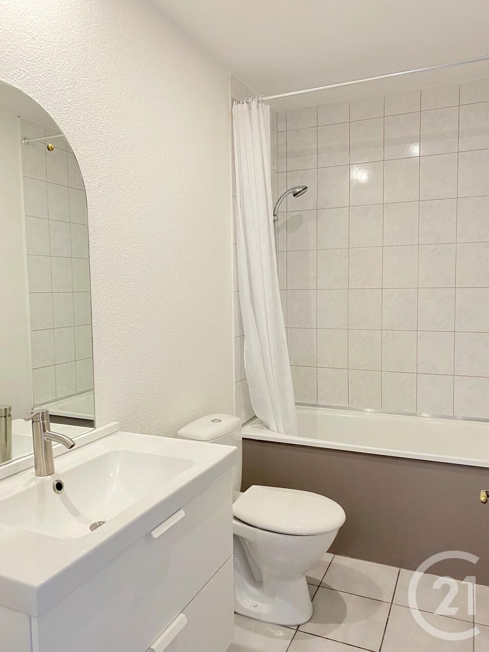 location Appartement - 1 pièce(s) - 25 m² Belfort (90000)
