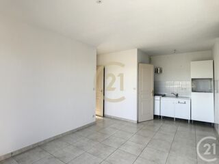  Appartement à louer 2 pièces 36 m²