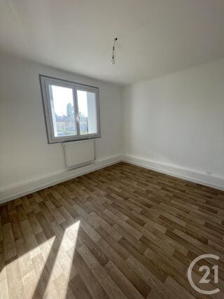  Maison à louer 5 pièces 94 m²
