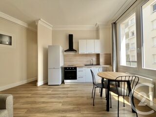  Appartement à louer 2 pièces 36 m²