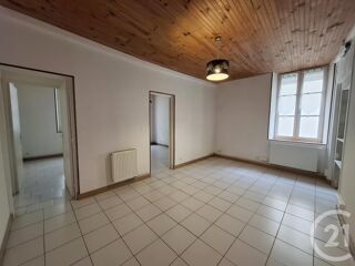  Appartement à louer 5 pièces 81 m²