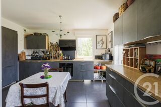  Appartement à vendre 5 pièces 147 m²