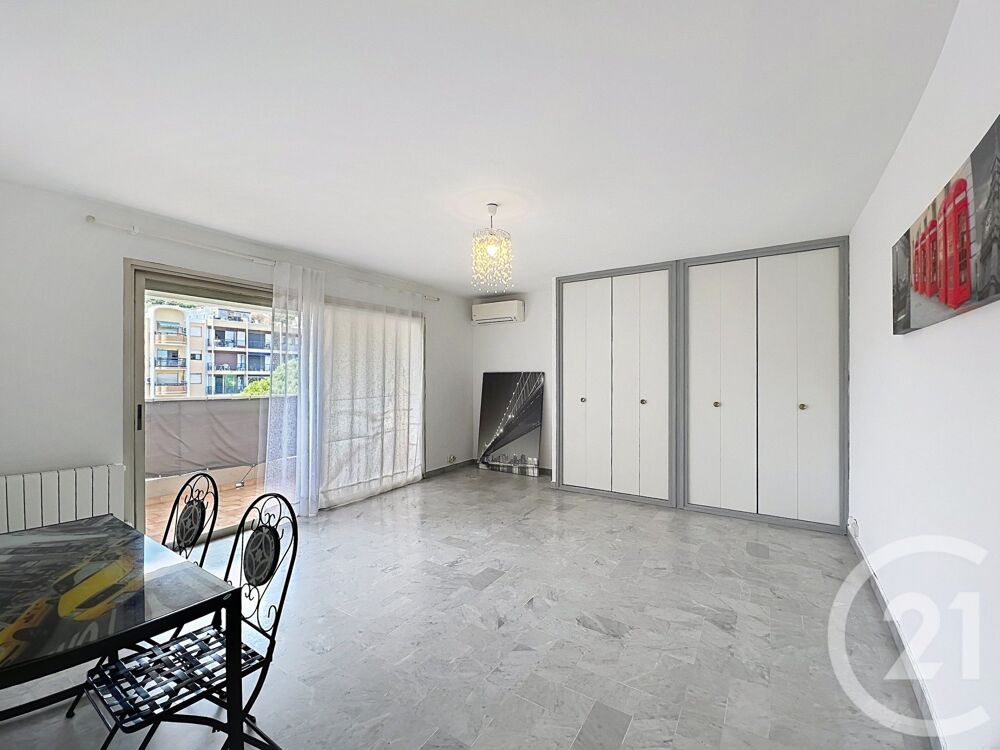location Appartement - 1 pièce(s) - 33 m² Mandelieu-la-Napoule (06210)