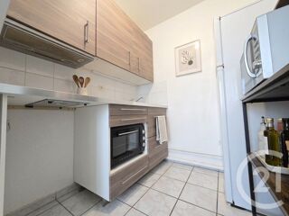  Appartement à louer 2 pièces 44 m²
