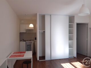  Appartement à louer 1 pièce 25 m²