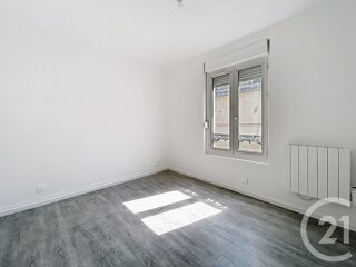  Appartement à louer 2 pièces 37 m²