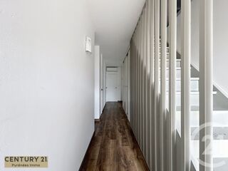  Maison à louer 7 pièces 183 m²