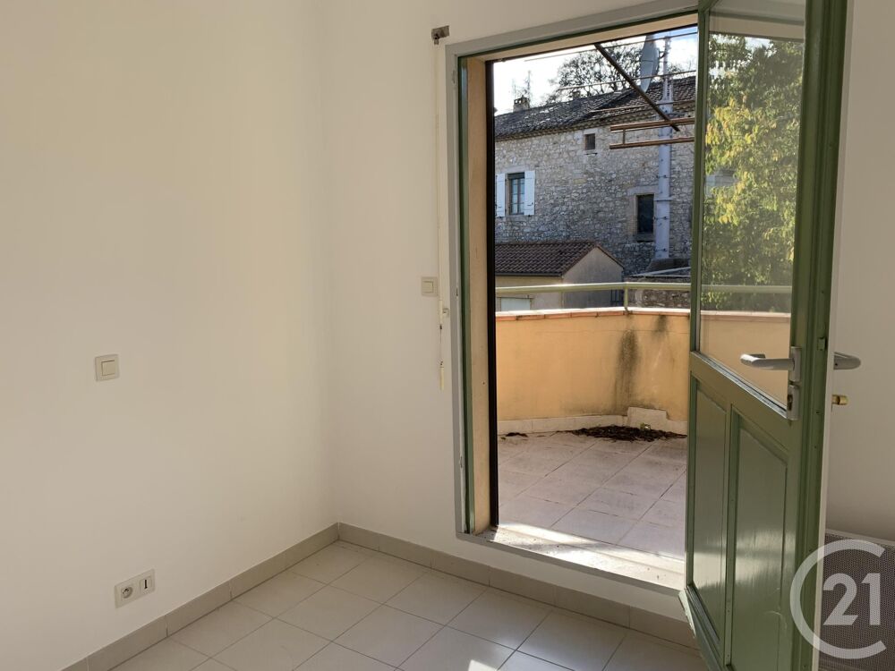 location Appartement - 4 pièce(s) - 92 m² Verfeuil (30630)