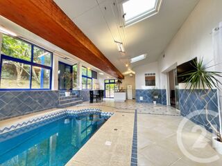  Maison � vendre 5 pi�ces 1696 m�