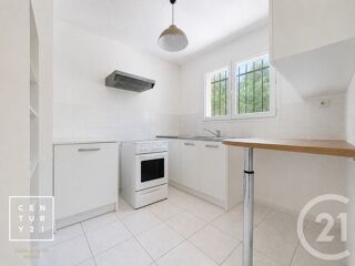  Appartement à louer 3 pièces 62 m²